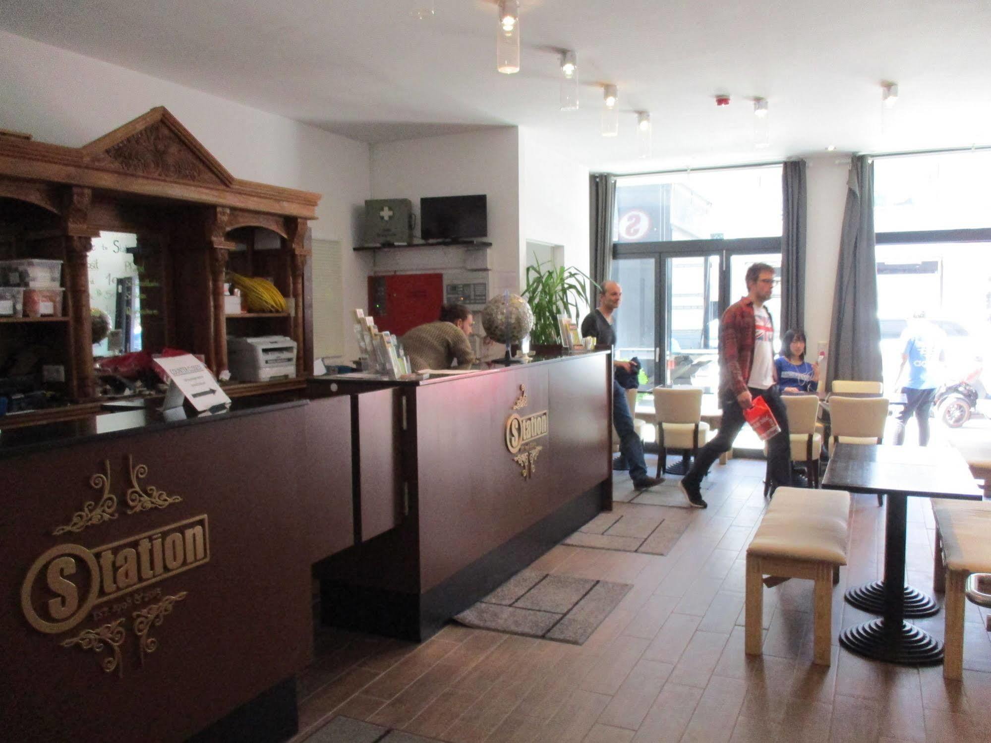 Hostal Station - For Backpackers Colonia